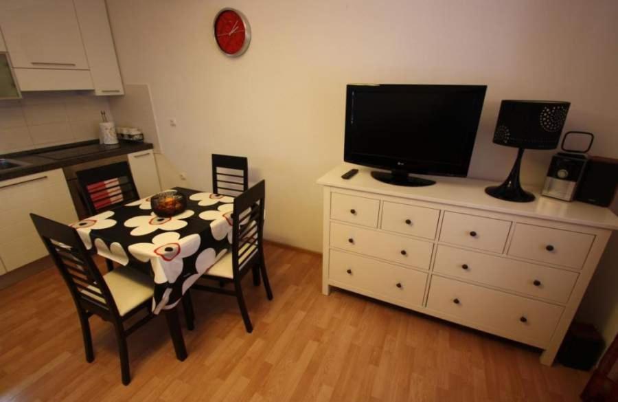 Tomasovic Apartment Crikvenica Bagian luar foto