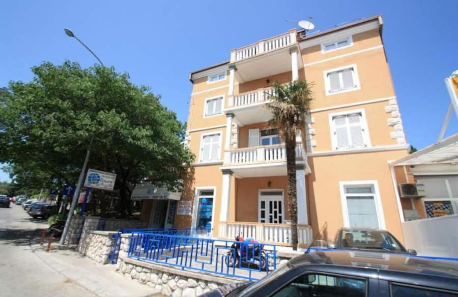Tomasovic Apartment Crikvenica Bagian luar foto